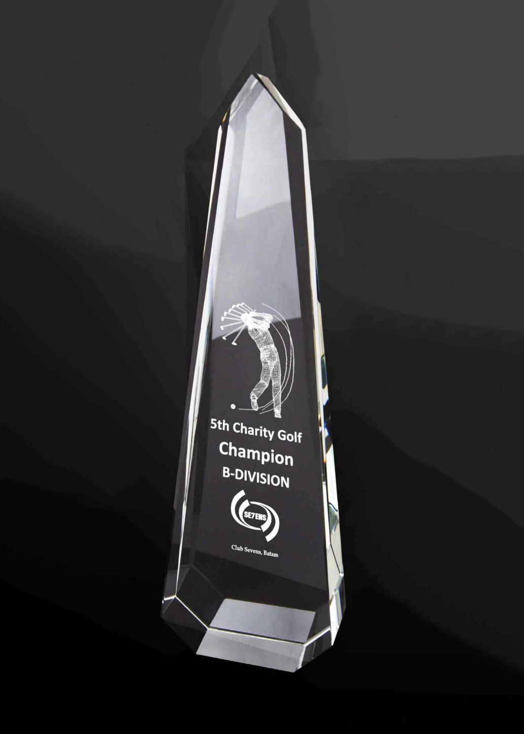 YTT Trophy - crystal trophy